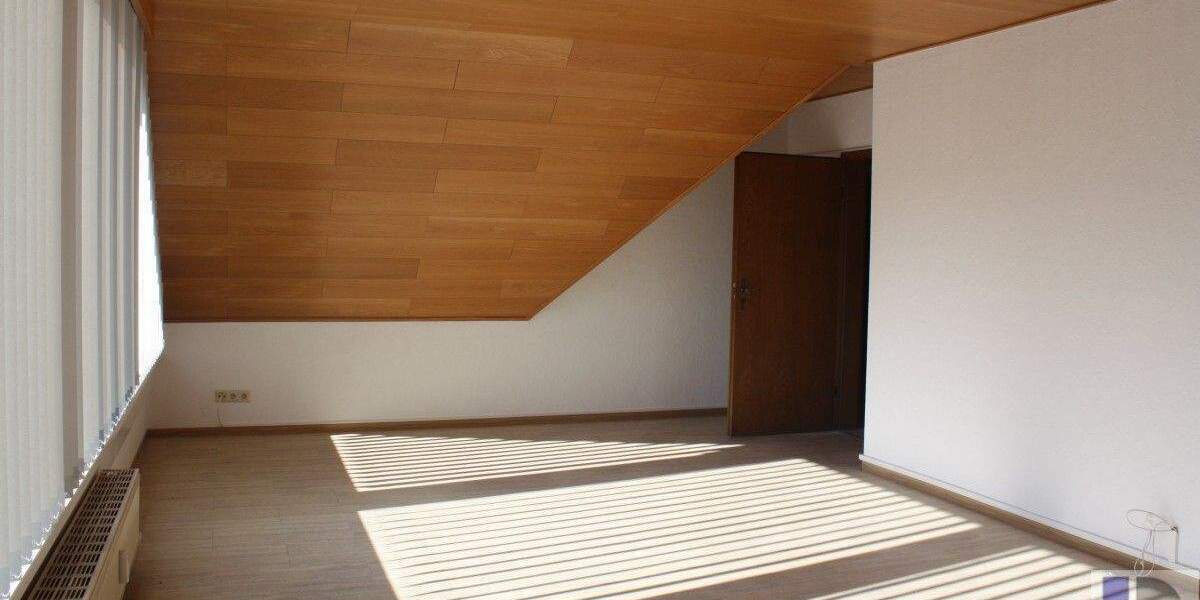 Etagenwohnung Saffig - 3 Zimmer, 105 m&sup2;, 234.000&euro; | Angebot:25800675