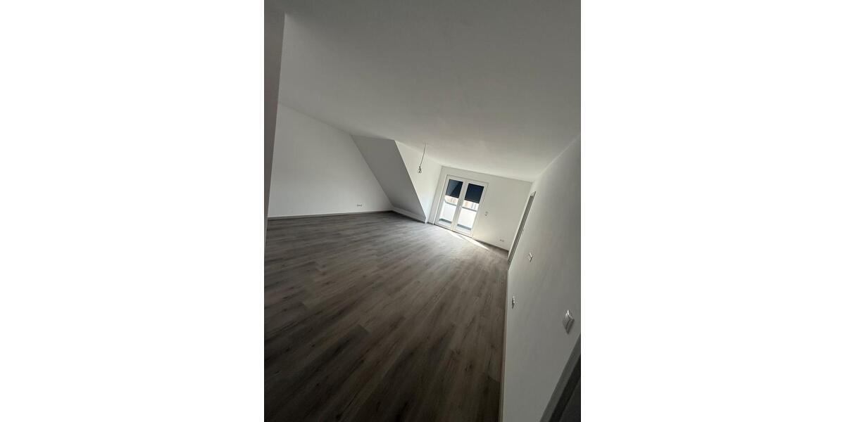 Etagenwohnung Neuwied Block - 3 Zimmer, 96 m&sup2;, 1.100&euro; | Angebot:26357961