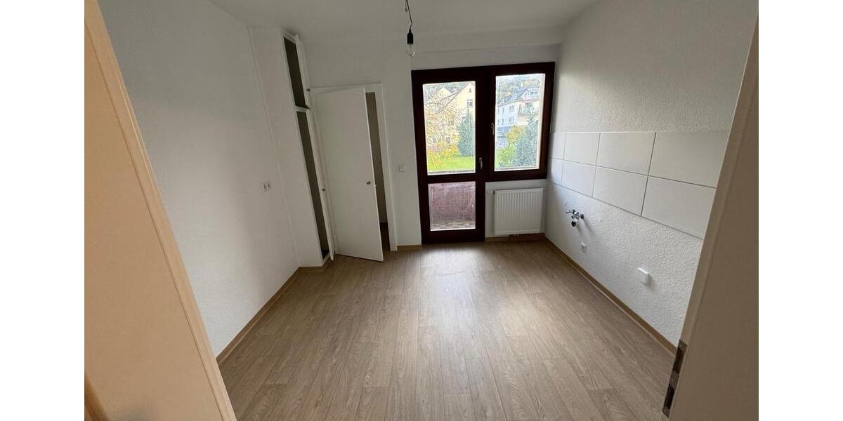 Etagenwohnung Lahnstein - 4 Zimmer, 84 m&sup2;, 840&euro; | Angebot:26670988
