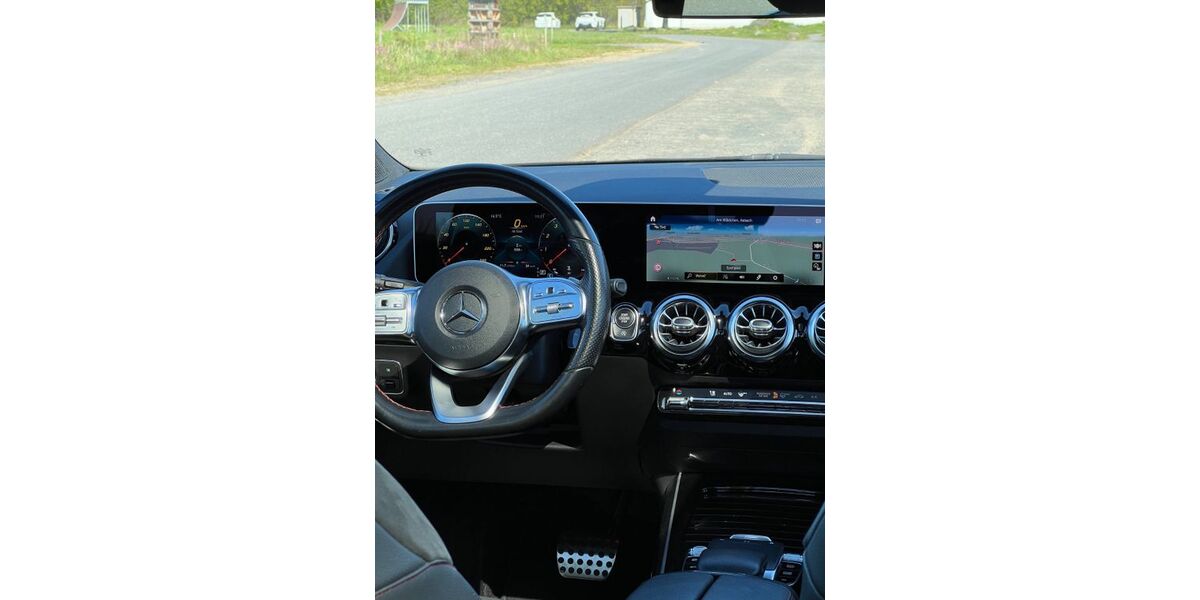 Mercedes-Benz B 200 111.000 km 21.900 &euro; Asbach 53567