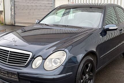Mercedes-Benz E 220 379.430 km 1.790 &euro; Linz am Rhein 53545