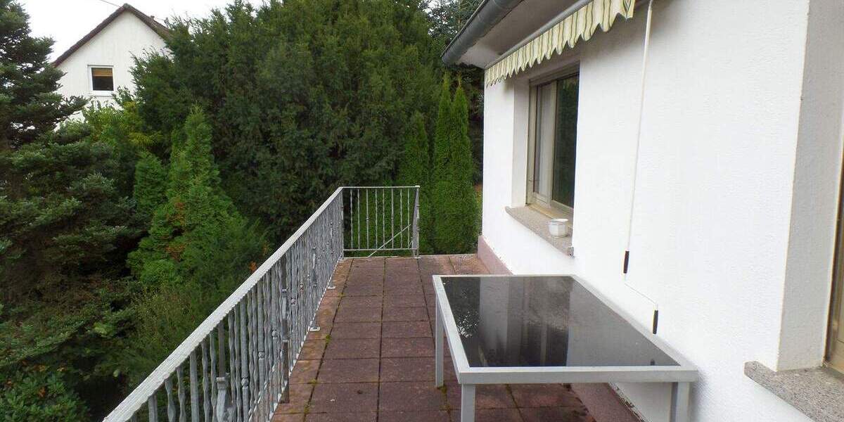 Einfamilienhaus Oberdreis - 1 Zimmer, 242 m&sup2;, 235.000&euro; | Angebot:25732785