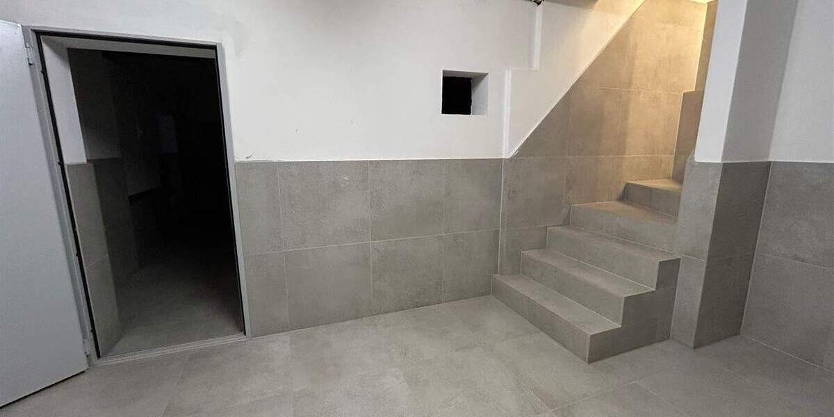 Mehrfamilienhaus, Wohnhaus Bad Neuenahr-Ahrweiler Ahrweiler - 1 Zimmer, 749.500&euro; | Angebot:25849219