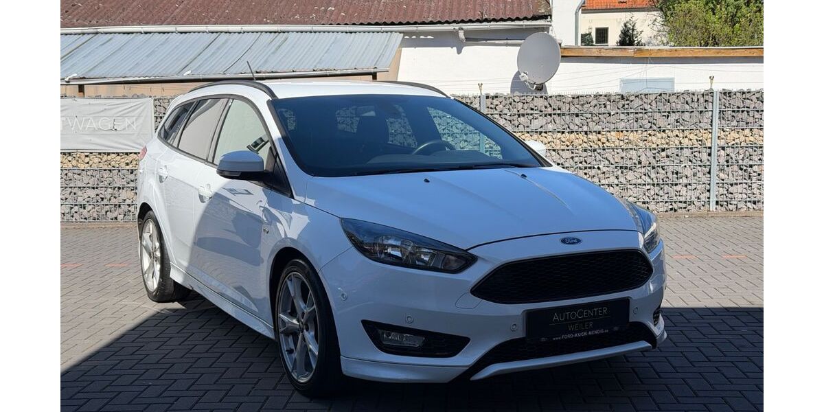 Ford Focus 98.000 km 9.790 &euro; Bad Breisig 53498