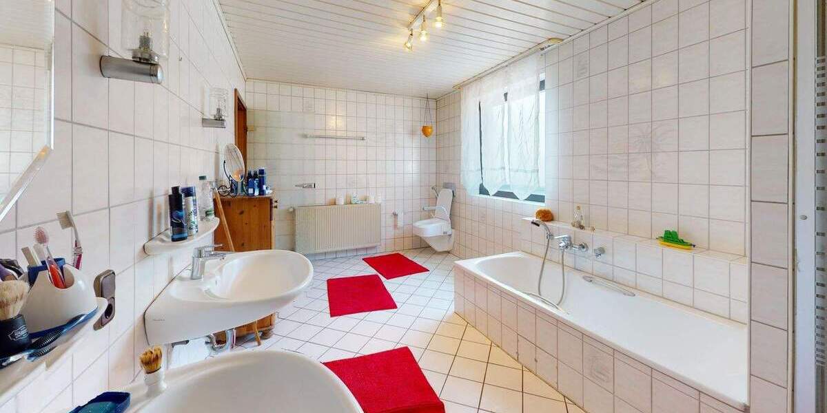 Mehrfamilienhaus, Wohnhaus Anhausen - 6 Zimmer, 176 m&sup2;, 339.000&euro; | Angebot:25728162