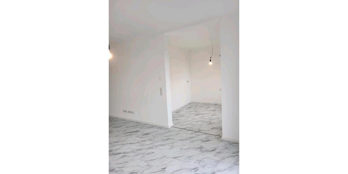 Erdgeschoßwohnung Bad Honnef - 3 Zimmer, 90 m&sup2;, 1.350&euro; | Angebot:25656552