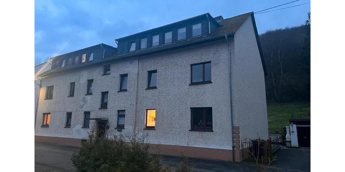 Dachgeschoßwohnung Lahnstein - 3 Zimmer, 85 m&sup2;, 820&euro; | Angebot:24865564