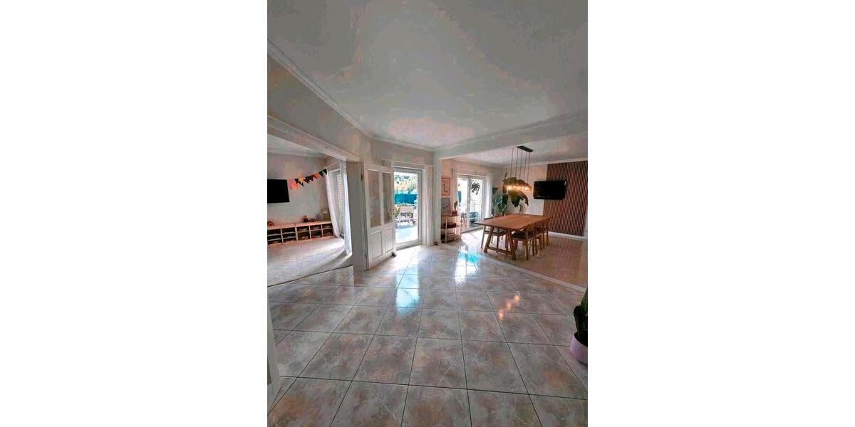 Mehrfamilienhaus, Wohnhaus Breitscheid - 16 Zimmer, 270 m&sup2;, 595.000&euro; | Angebot:26413361