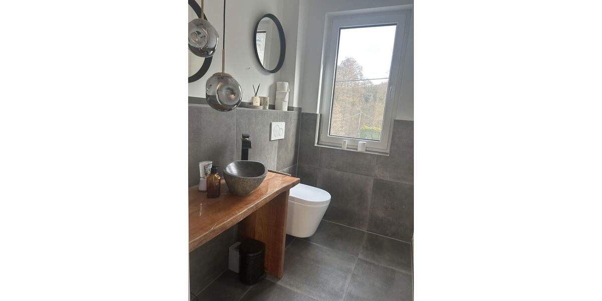 Einfamilienhaus Dattenberg Brochenbach - 7 Zimmer, 225 m&sup2;, 1.900&euro; | Angebot:25835493