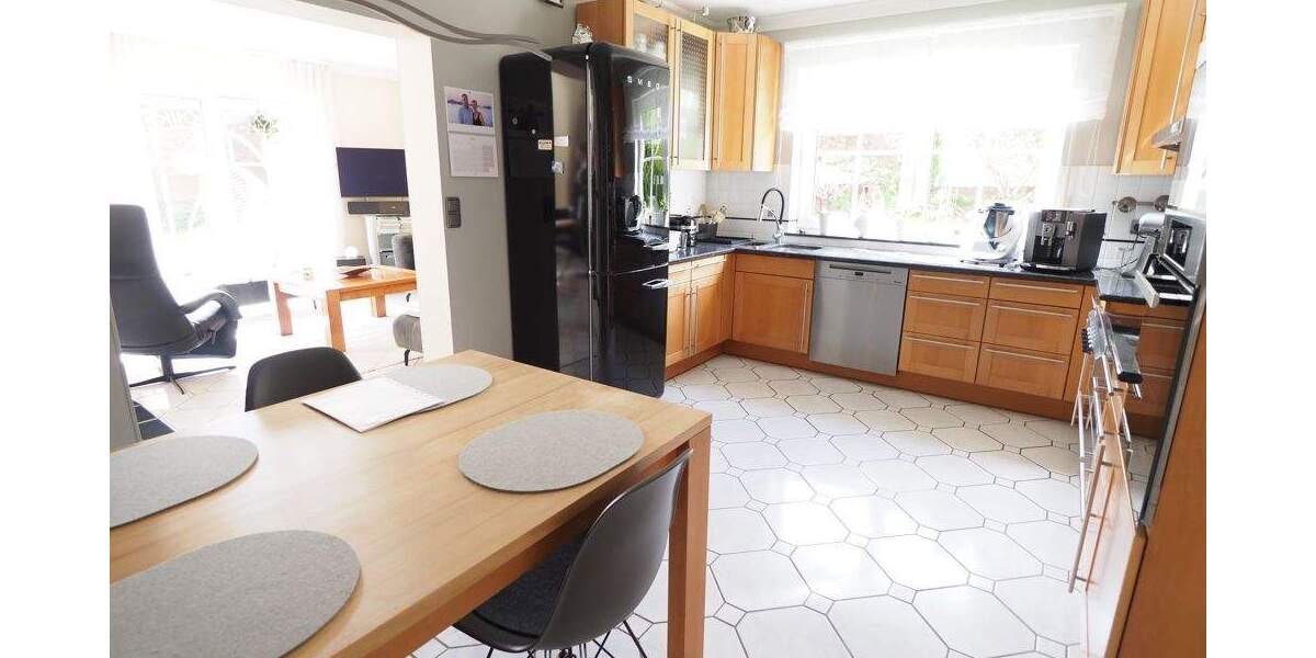 Einfamilienhaus Helferskirchen - 1 Zimmer, 284 m&sup2;, 649.000&euro; | Angebot:25770008