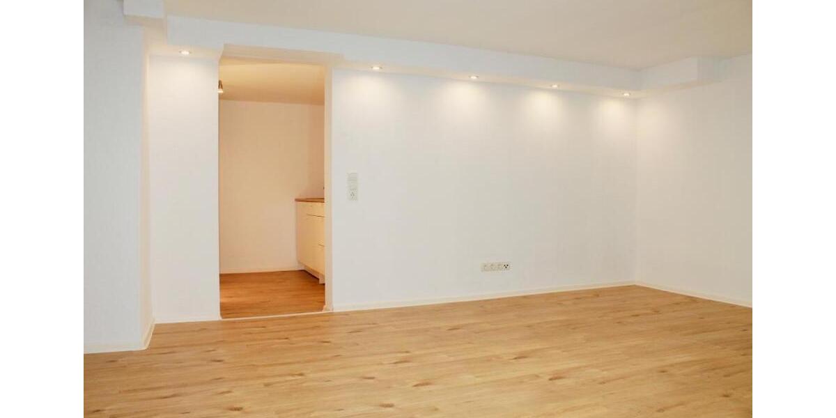 Etagenwohnung Koblenz Karthause - 1 Zimmer, 50 m&sup2;, 650&euro; | Angebot:25965338