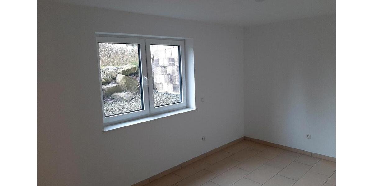 Etagenwohnung Welling - 2 Zimmer, 80 m&sup2;, 550&euro; | Angebot:25875230