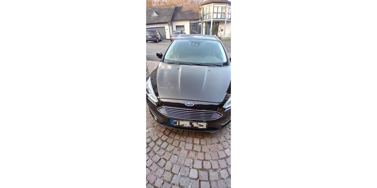 Ford Focus 144.000 km 8.900 &euro; Koblenz 56072