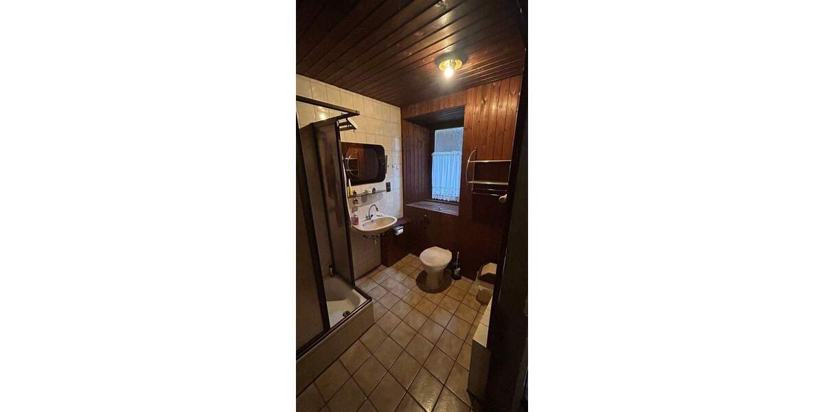 Einfamilienhaus Dausenau - 1 Zimmer, 179 m&sup2;, 175.000&euro; | Angebot:25678652