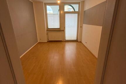 Wohnung Koblenz Bubenheim - 3 Zimmer, 70 m&sup2;, 700&euro; | Angebot:25975999