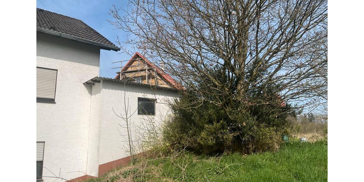 Einfamilienhaus Asbach - 8 Zimmer, 242 m&sup2;, 219.000&euro; | Angebot:27104315