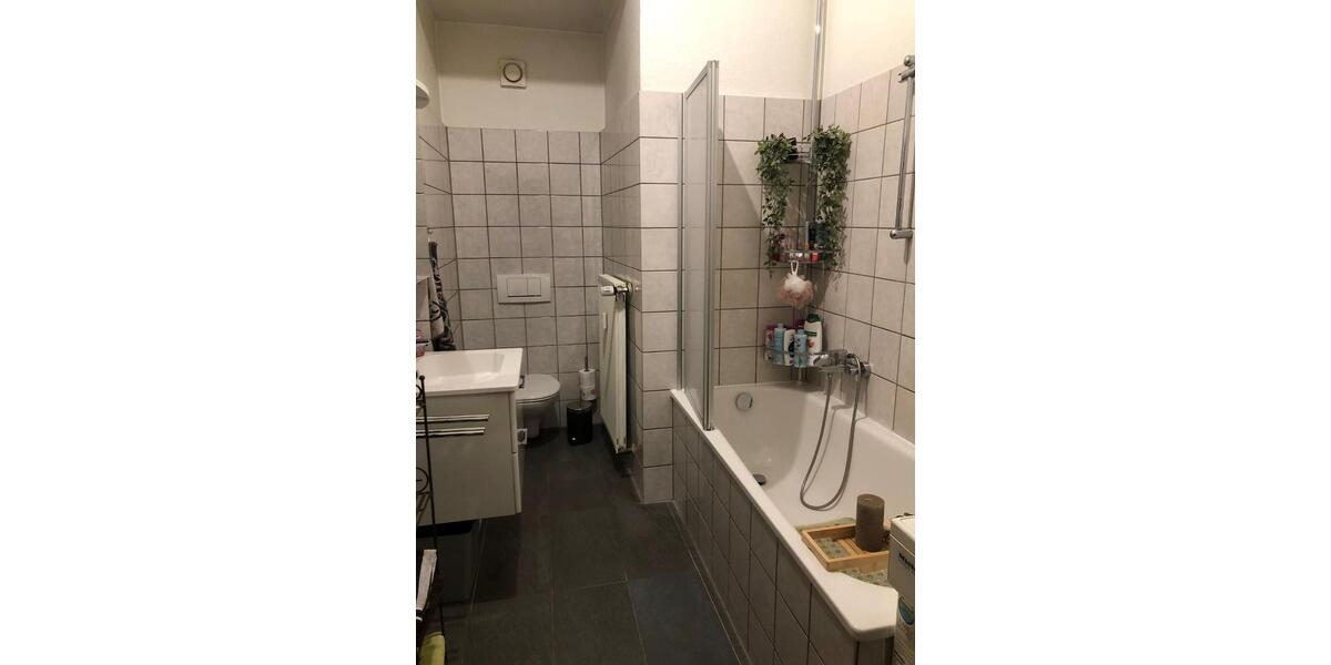 Etagenwohnung Neuwied Block - 3 Zimmer, 89 m&sup2;, 850&euro; | Angebot:25802419