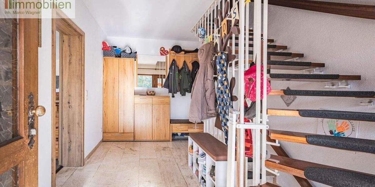 Mehrfamilienhaus, Wohnhaus Breitscheid - 9 Zimmer, 200 m&sup2;, 725.000&euro; | Angebot:25690720