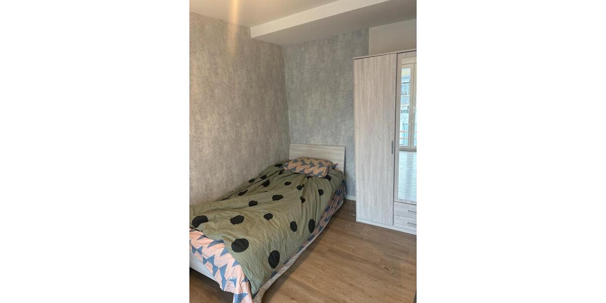 Etagenwohnung Bad Honnef - 1 Zimmer, 25 m&sup2;, 445&euro; | Angebot:24962064