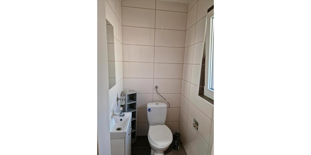 Einfamilienhaus Dahlheim - 3 Zimmer, 90 m&sup2;, 850&euro; | Angebot:26676386