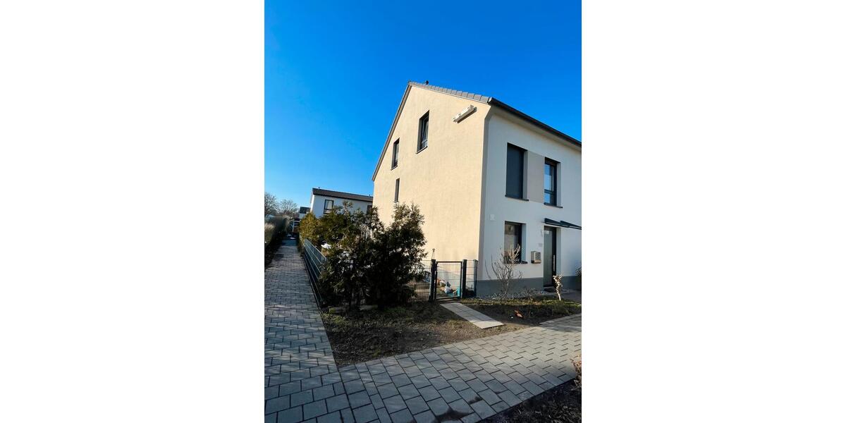 Reihenhaus Andernach - 5 Zimmer, 141 m&sup2;, 499.000&euro; | Angebot:25788023