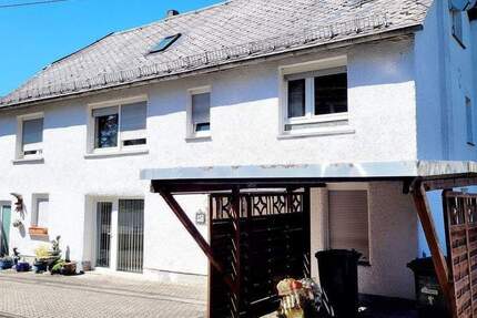 Haus Höhr-Grenzhausen Grenzhausen - 6 Zimmer, 168 m&sup2;, 209.000&euro; | Angebot:25702323