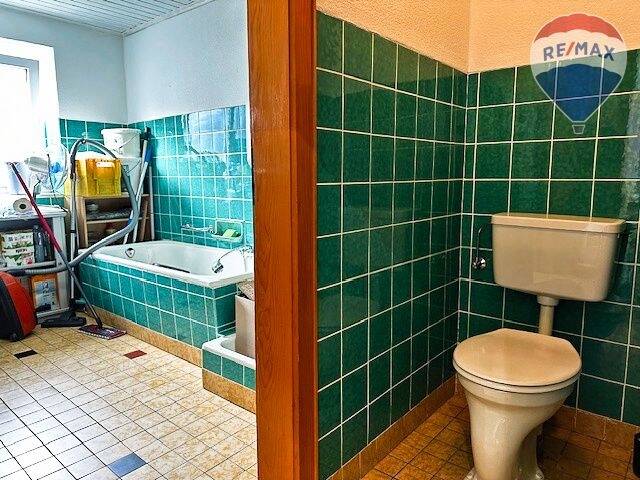 Mehrfamilienhaus, Wohnhaus Höhr-Grenzhausen Grenzhausen - 8 Zimmer, 165 m&sup2;, 395.000&euro; | Angebot:25769917