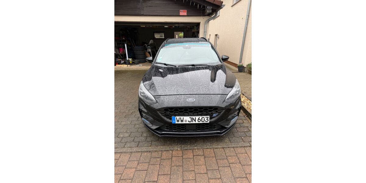 Ford Focus 83.750 km 27.500 &euro; Quirnbach 56242