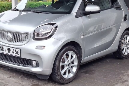 Smart Fortwo Cabrio 45.200 km 10.500 &euro; Isenburg 56269