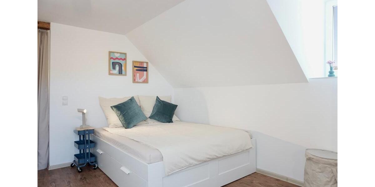 Etagenwohnung Koblenz Arenberg-Immendorf - 1 Zimmer, 1.200 m&sup2;, 1.200&euro; | Angebot:25632407