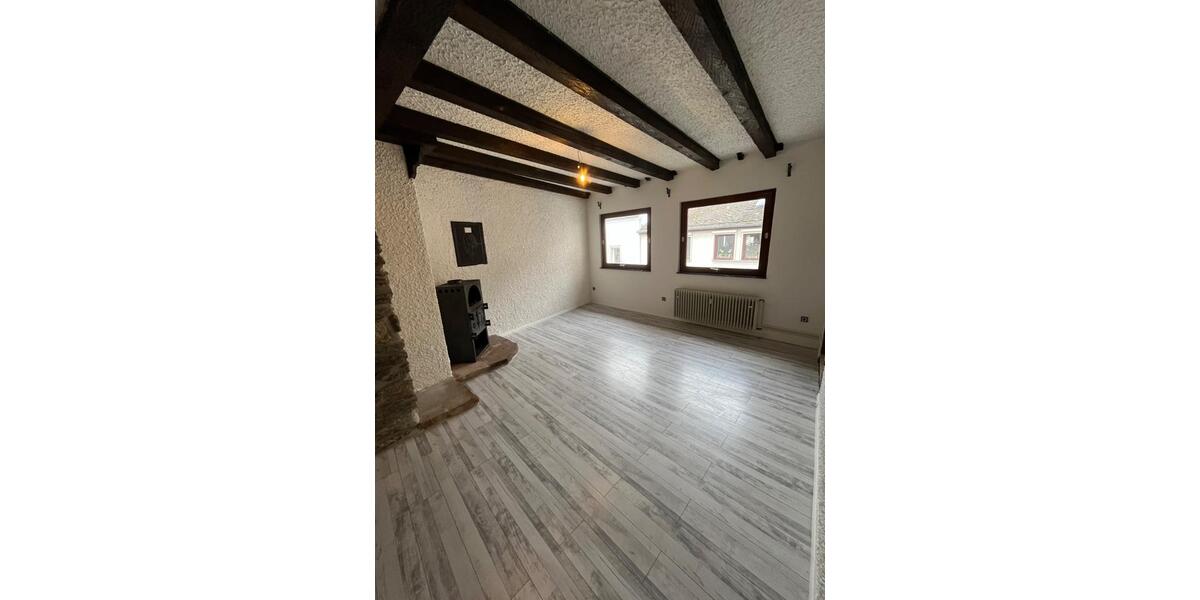 Etagenwohnung Boppard - 4 Zimmer, 92 m&sup2;, 750&euro; | Angebot:25892170