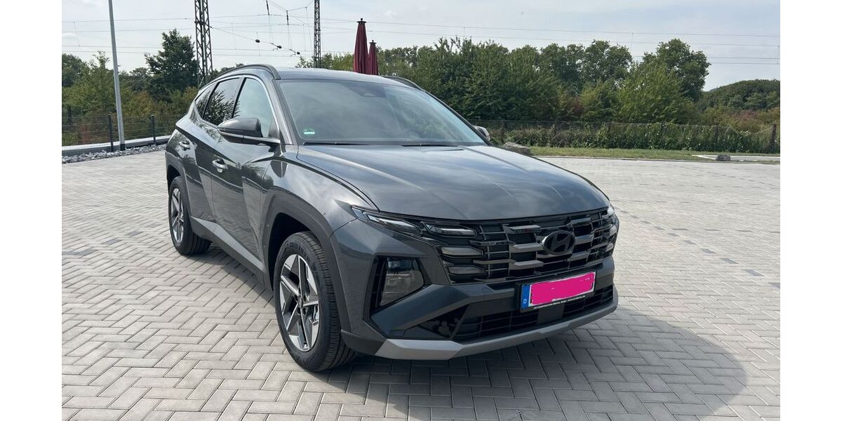 Hyundai TUCSON 35.700 km 29.099 &euro; Weißenthurm 56575