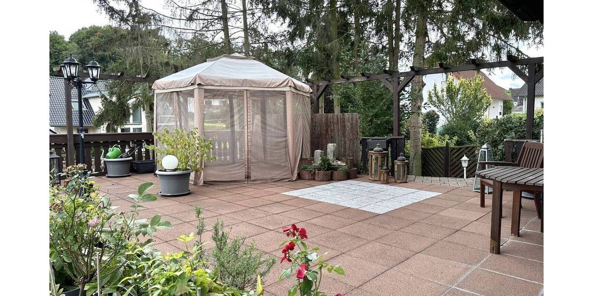 Einfamilienhaus Glees - 8 Zimmer, 283 m&sup2;, 499.000&euro; | Angebot:25741202