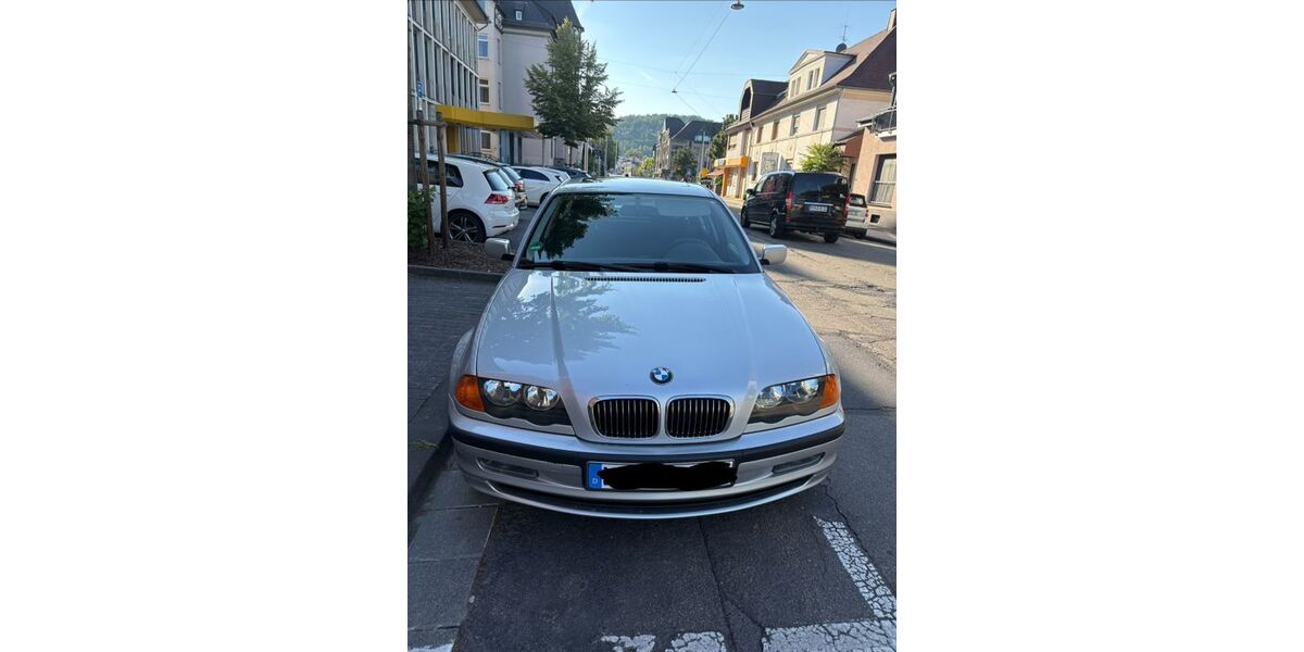 BMW 320 203.000 km 2.999 &euro; Andernach 56626