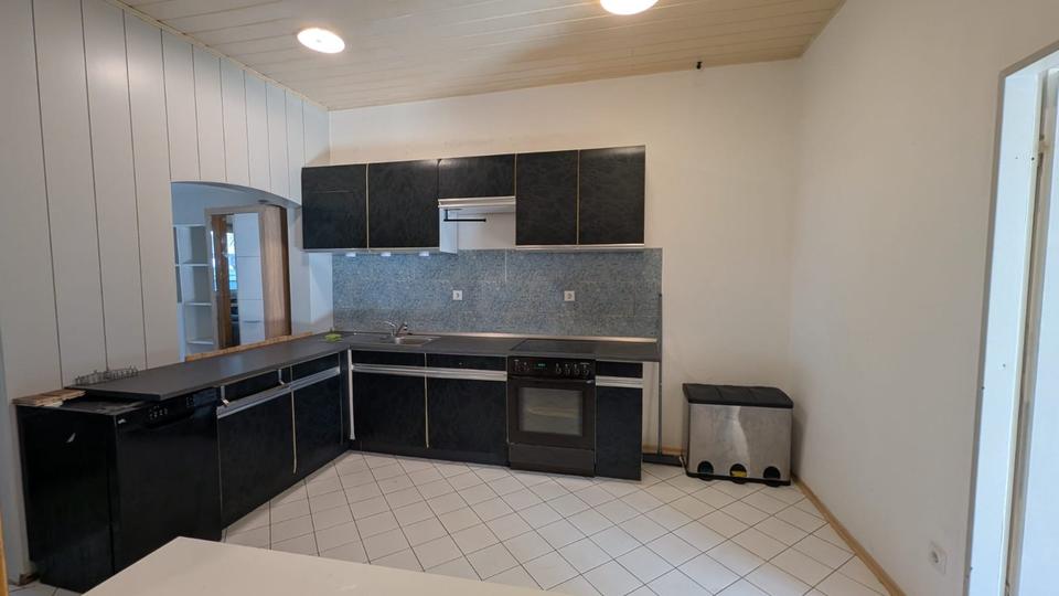 Erdgeschoßwohnung Steimel - 2 Zimmer, 81 m&sup2;, 520&euro; | Angebot:25415284