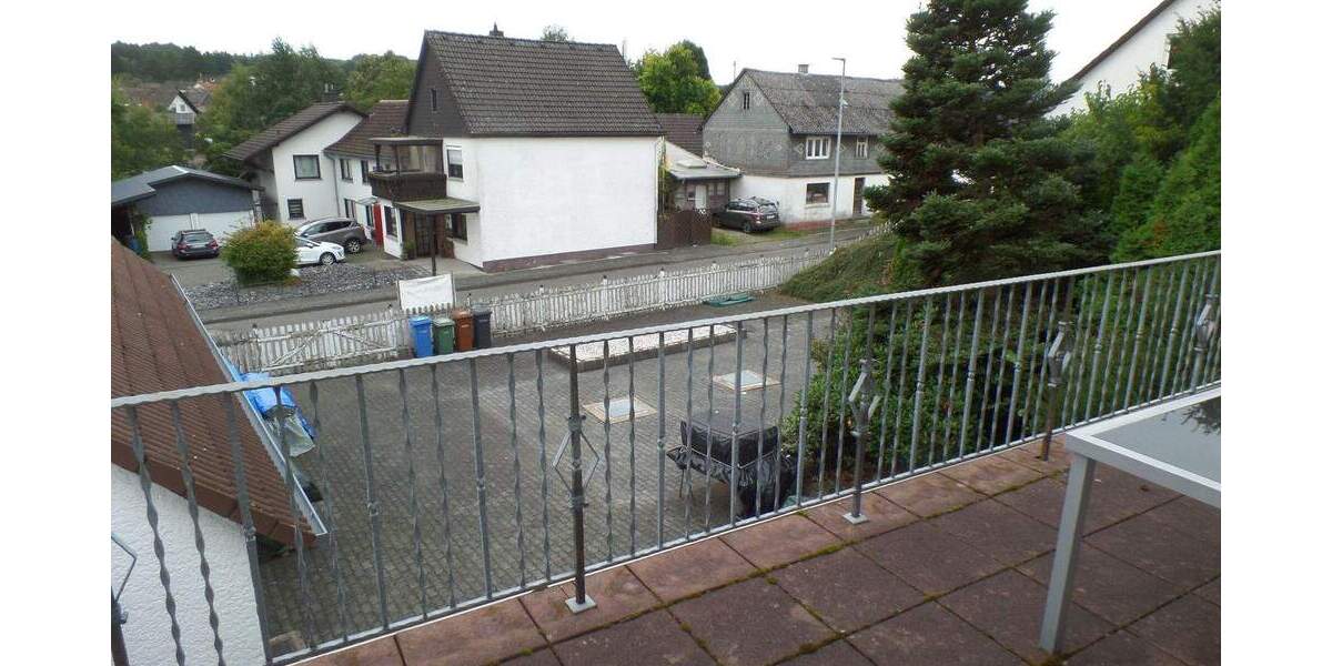 Einfamilienhaus Oberdreis - 1 Zimmer, 242 m&sup2;, 235.000&euro; | Angebot:25732785