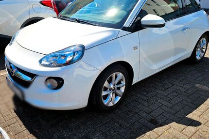 Opel Adam 28.425 km 11.890 &euro; Asbach 53567
