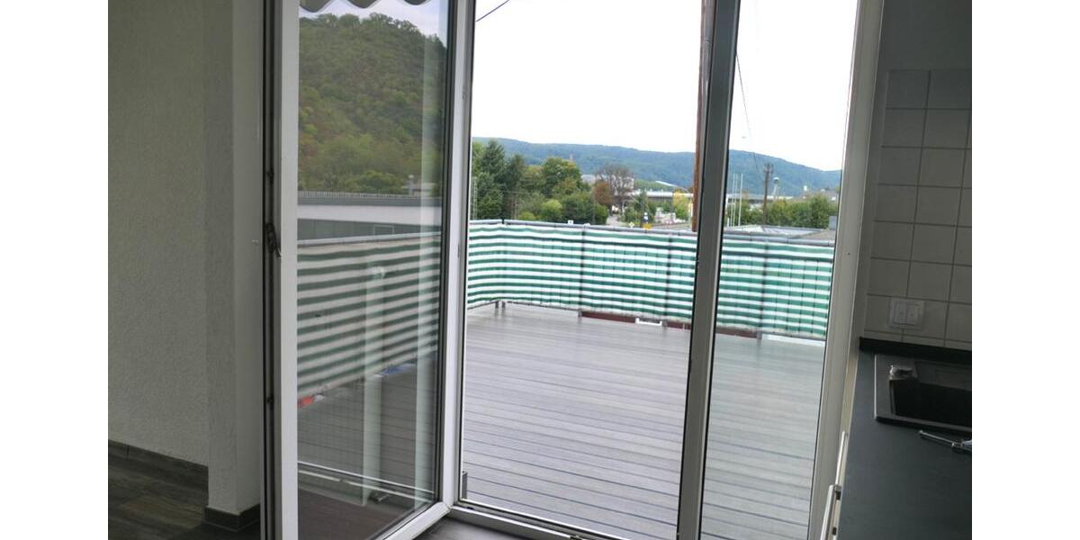 Etagenwohnung Braubach - 3 Zimmer, 100 m&sup2;, 985&euro; | Angebot:22991444