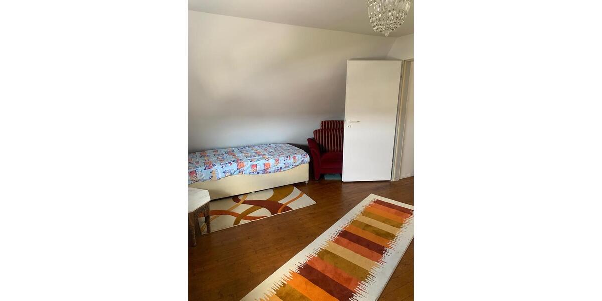 Dachgeschoßwohnung Montabaur - 2 Zimmer, 60 m&sup2;, 750&euro; | Angebot:25638089