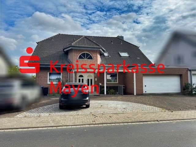 Einfamilienhaus Andernach - 15 Zimmer, 340 m&sup2;, 890.000&euro; | Angebot:25197544
