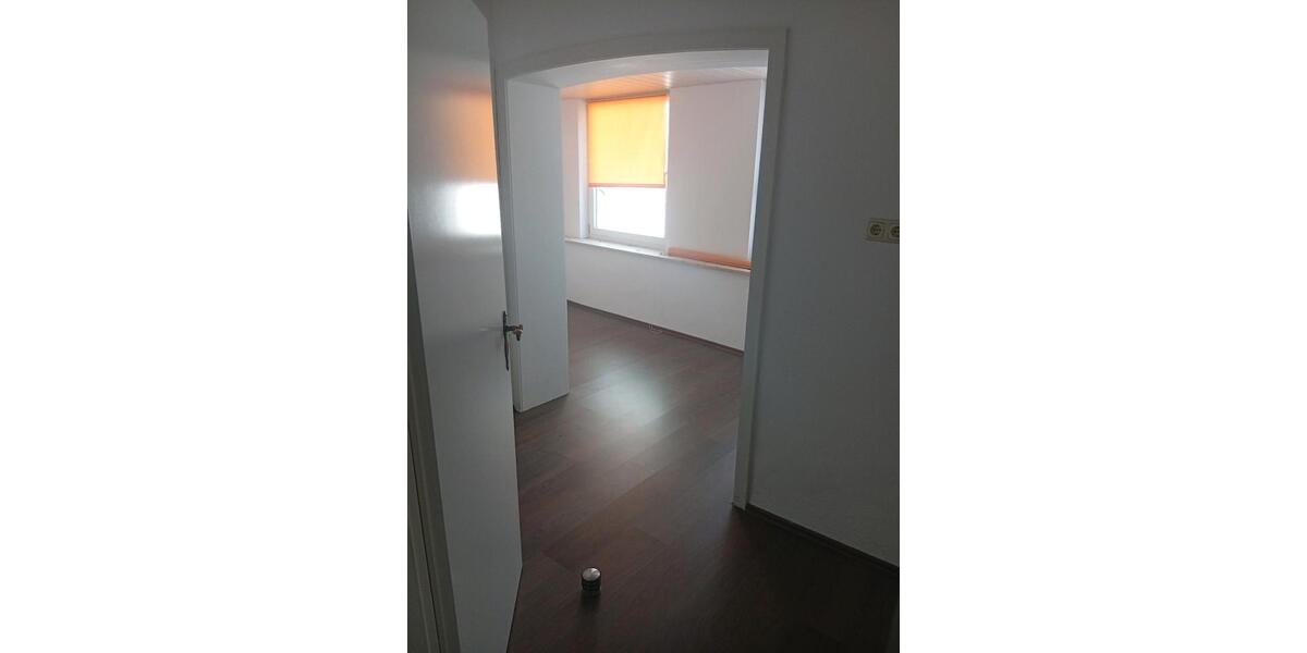 Erdgeschoßwohnung Nauort - 3 Zimmer, 90 m&sup2;, 500&euro; | Angebot:26688025