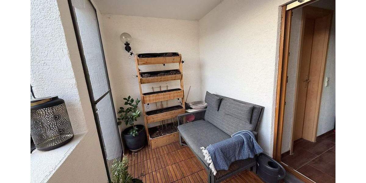 Etagenwohnung Rheinbrohl - 2 Zimmer, 93 m&sup2;, 174.000&euro; | Angebot:25787224