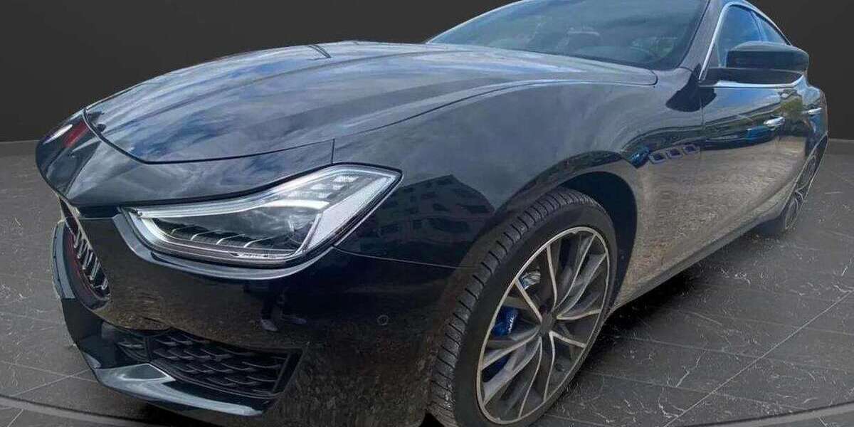 Maserati Ghibli 97.000 km 36.500 &euro; Bad Honnef 53604