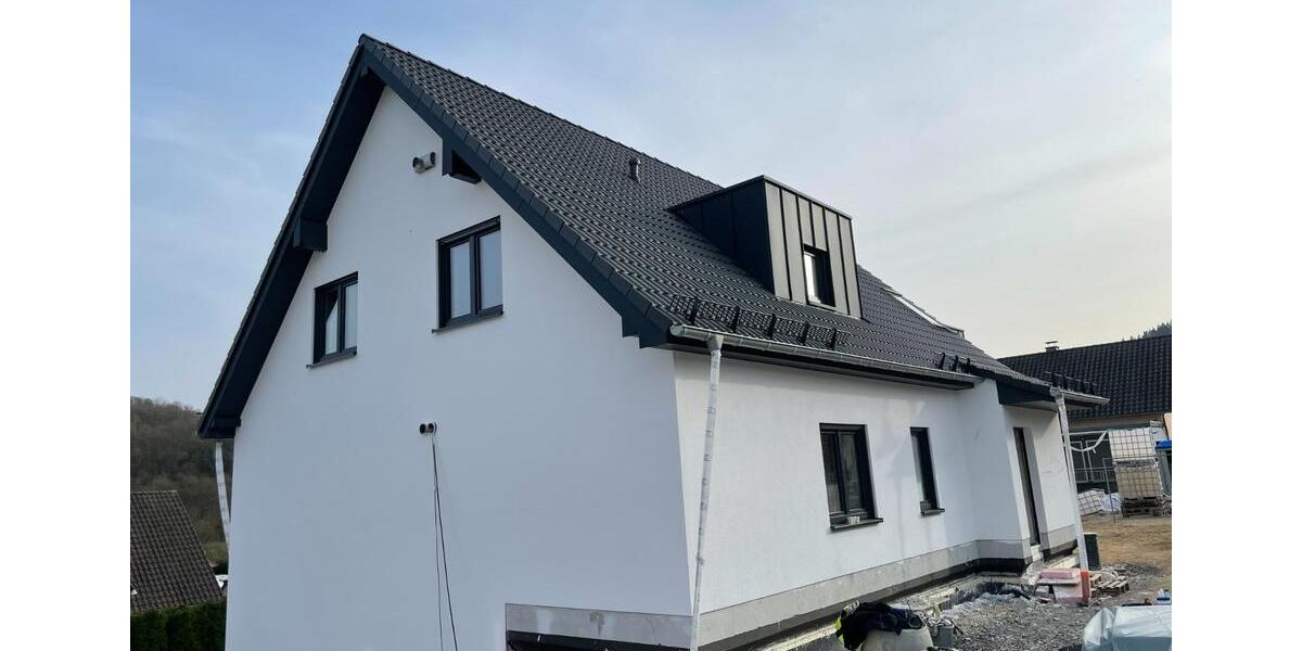 Dachgeschoßwohnung Breitscheid - 3 Zimmer, 81 m&sup2;, 1.020&euro; | Angebot:25404650