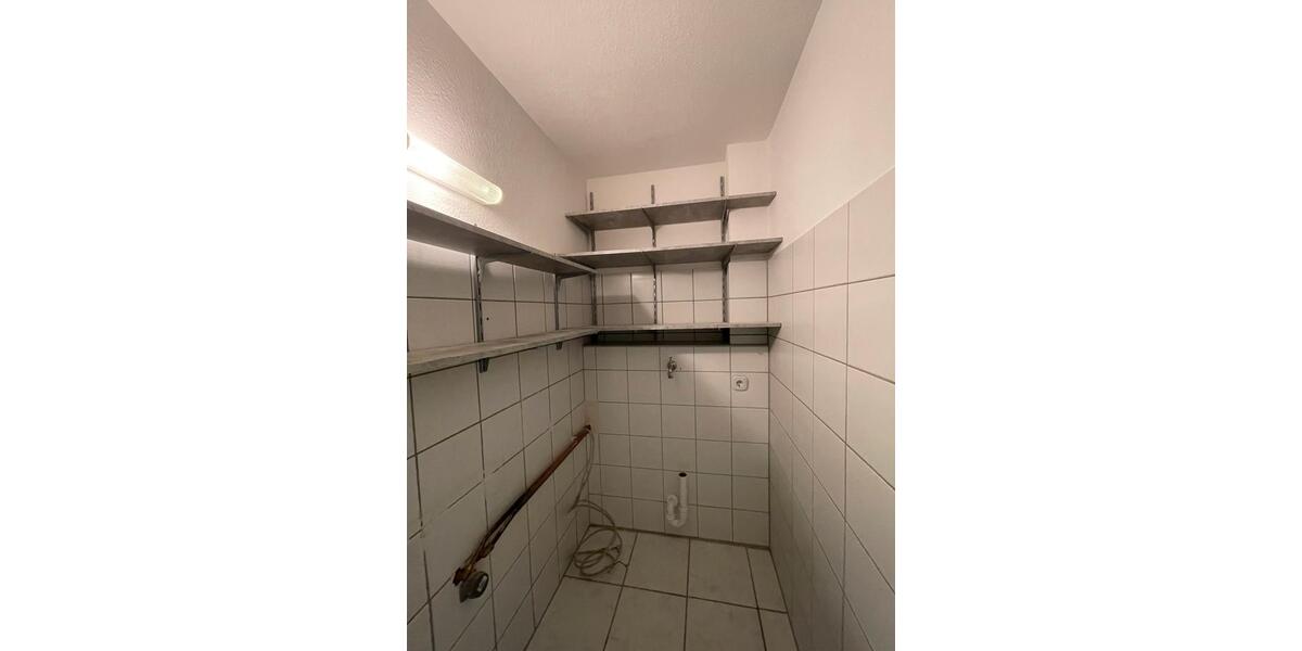 Etagenwohnung Neuwied - 3.5 Zimmer, 101 m&sup2;, 900&euro; | Angebot:25546343