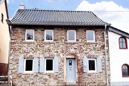 Haus Rheinbreitbach - 3 Zimmer, 85 m&sup2;, 275.000&euro; | Angebot:24982282