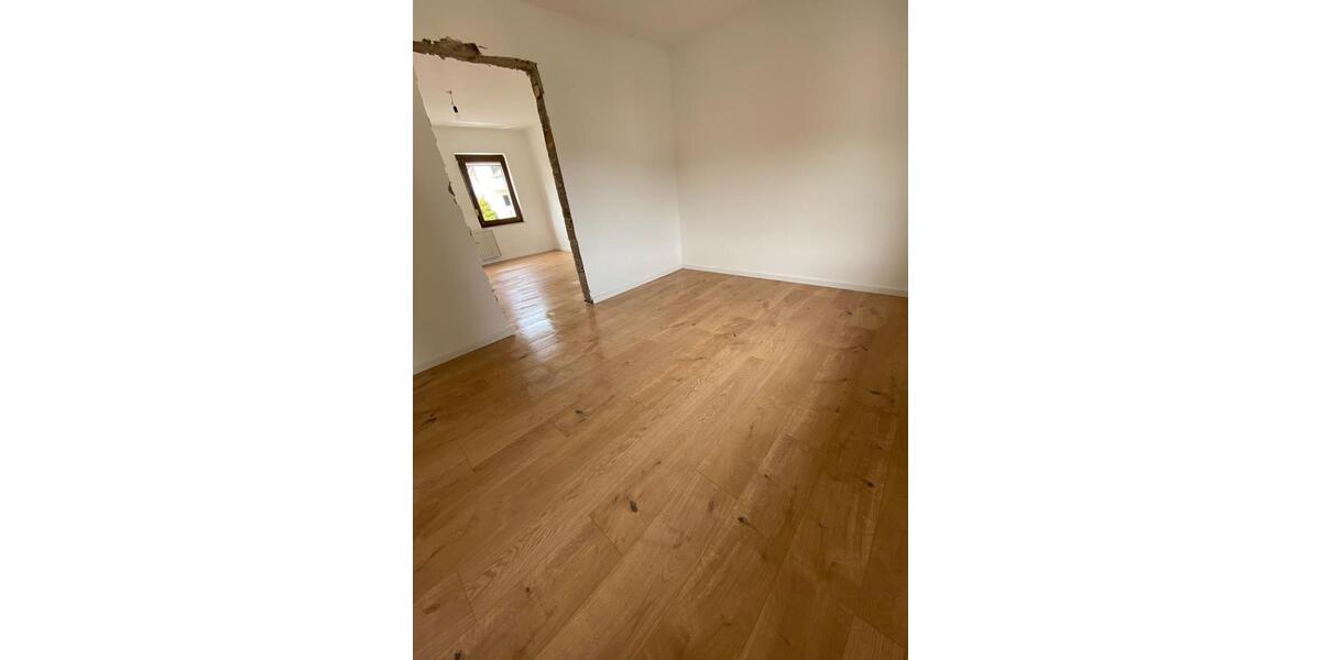 Etagenwohnung Neuwied Block - 3 Zimmer, 80 m&sup2;, 900&euro; | Angebot:26294374