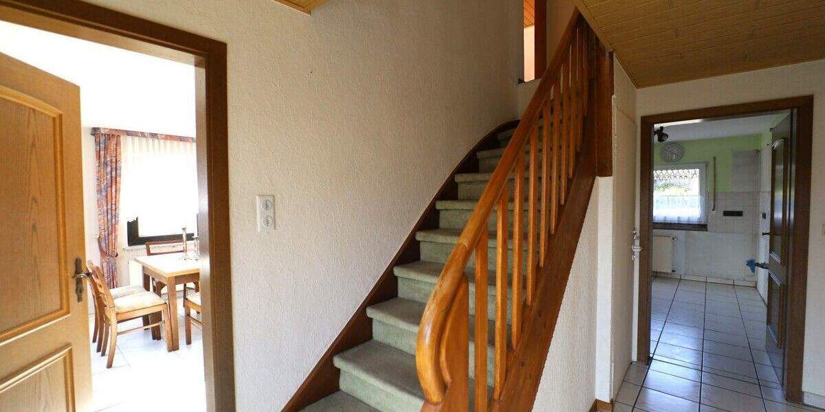 Einfamilienhaus Vettelschoß - 6 Zimmer, 169 m&sup2;, 295.000&euro; | Angebot:25672107