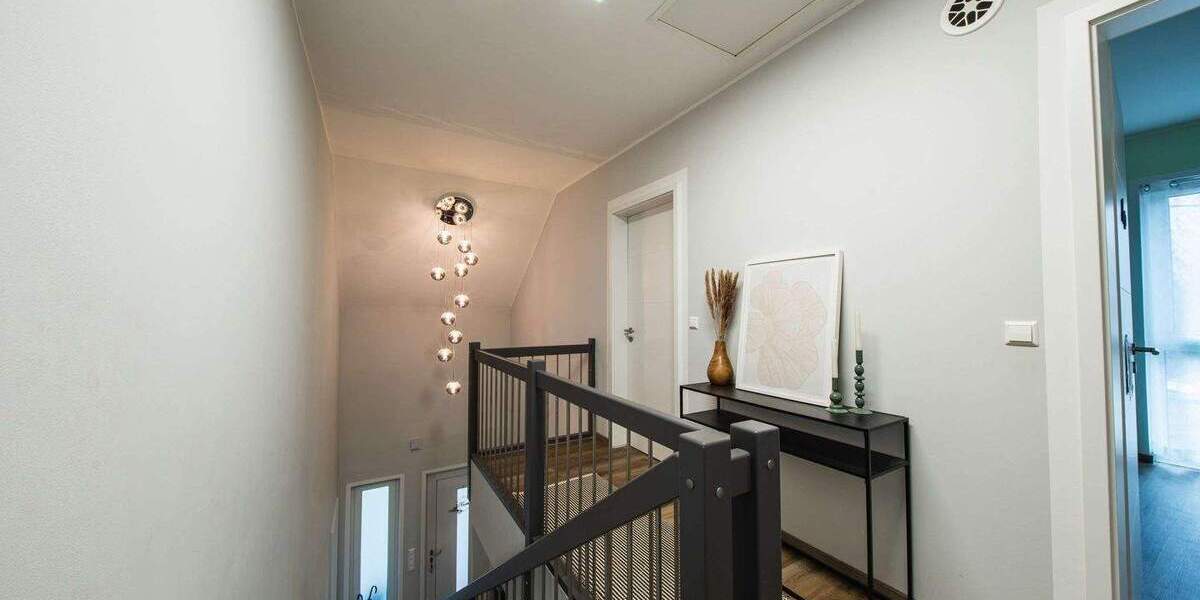 Einfamilienhaus Urmitz - 5 Zimmer, 162 m&sup2;, 625.000&euro; | Angebot:25684951