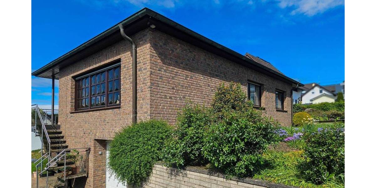 Einfamilienhaus Neustadt Rott - 6 Zimmer, 160 m&sup2;, 398.000&euro; | Angebot:26882227